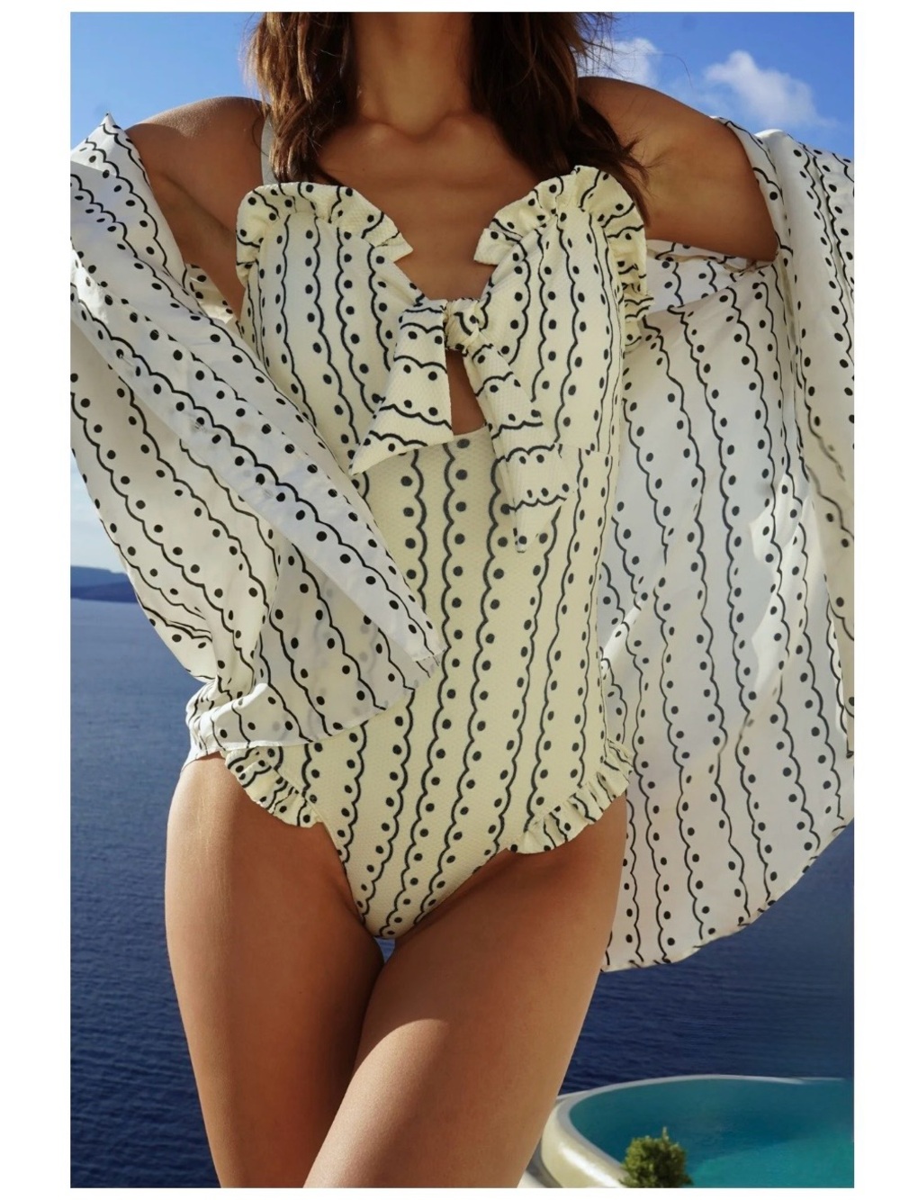 NWT Paper London Maldives Swimsuit Shell of the Ball Sz M